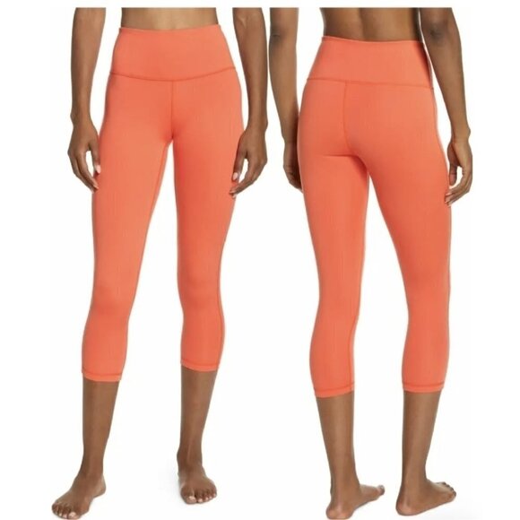 New Zella | Studio Lite Crop Leggings in Red Firelight - Picture 1 of 9